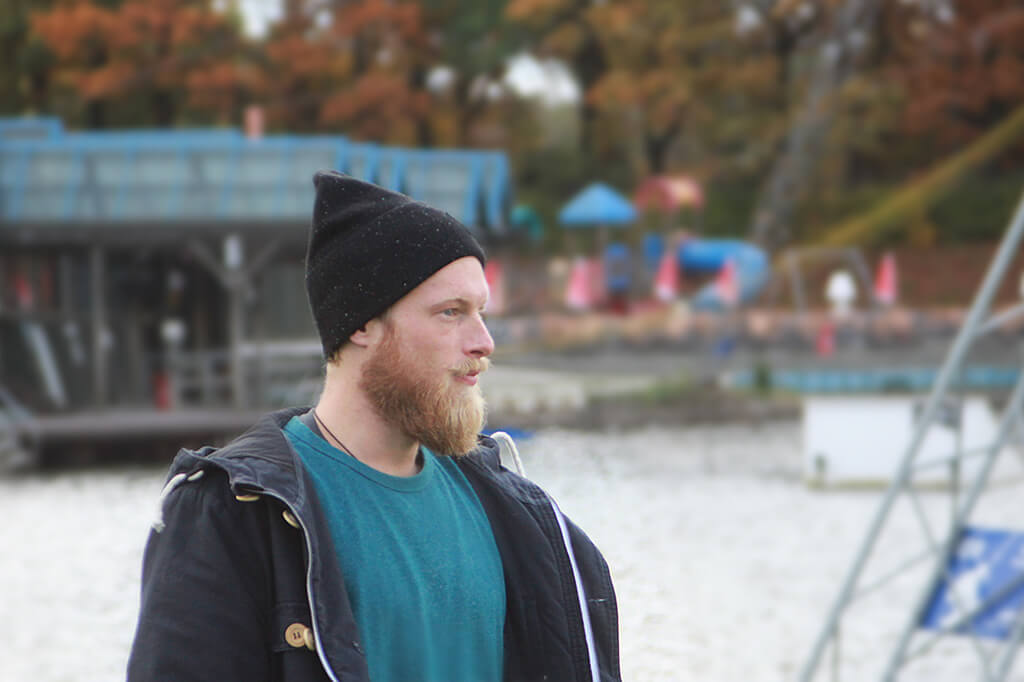 Nach einem Wakeboard-Unfall wird Jonas Baum zeitweise zum Pflegefall.